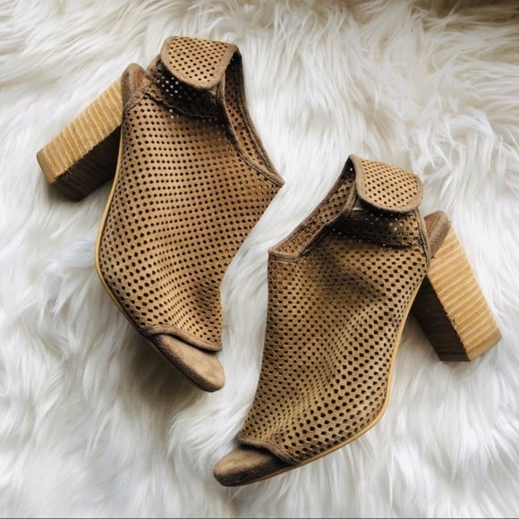 Jeffrey Campbell // Quebec Peep Toe Bootie - Picture 2 of 8